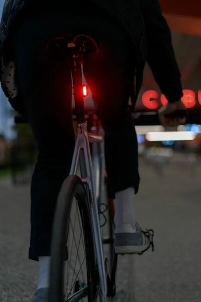 KNOG  Frog V3 Rechargeable New Denim Blue Twinpack Lights-1